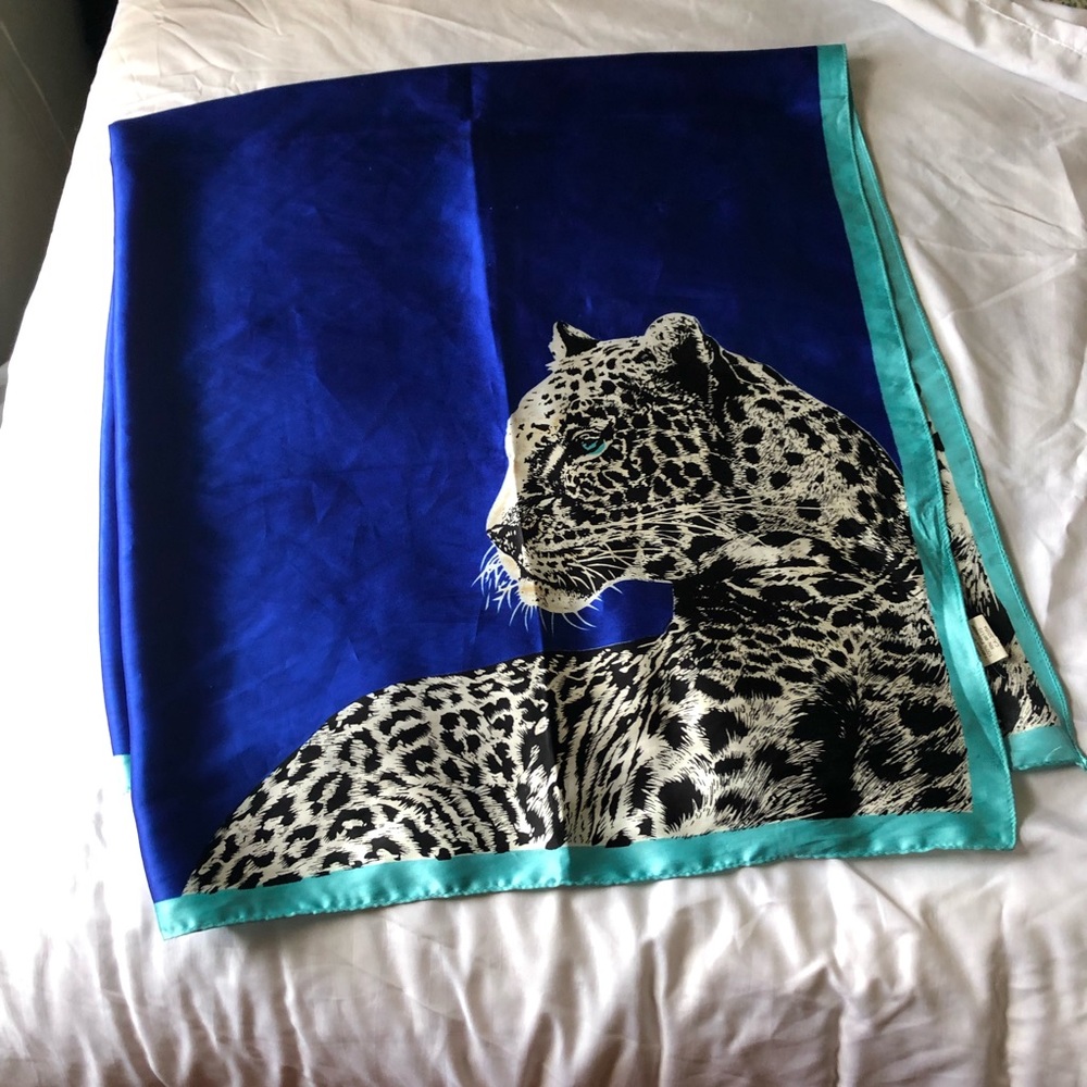 Silk scarf